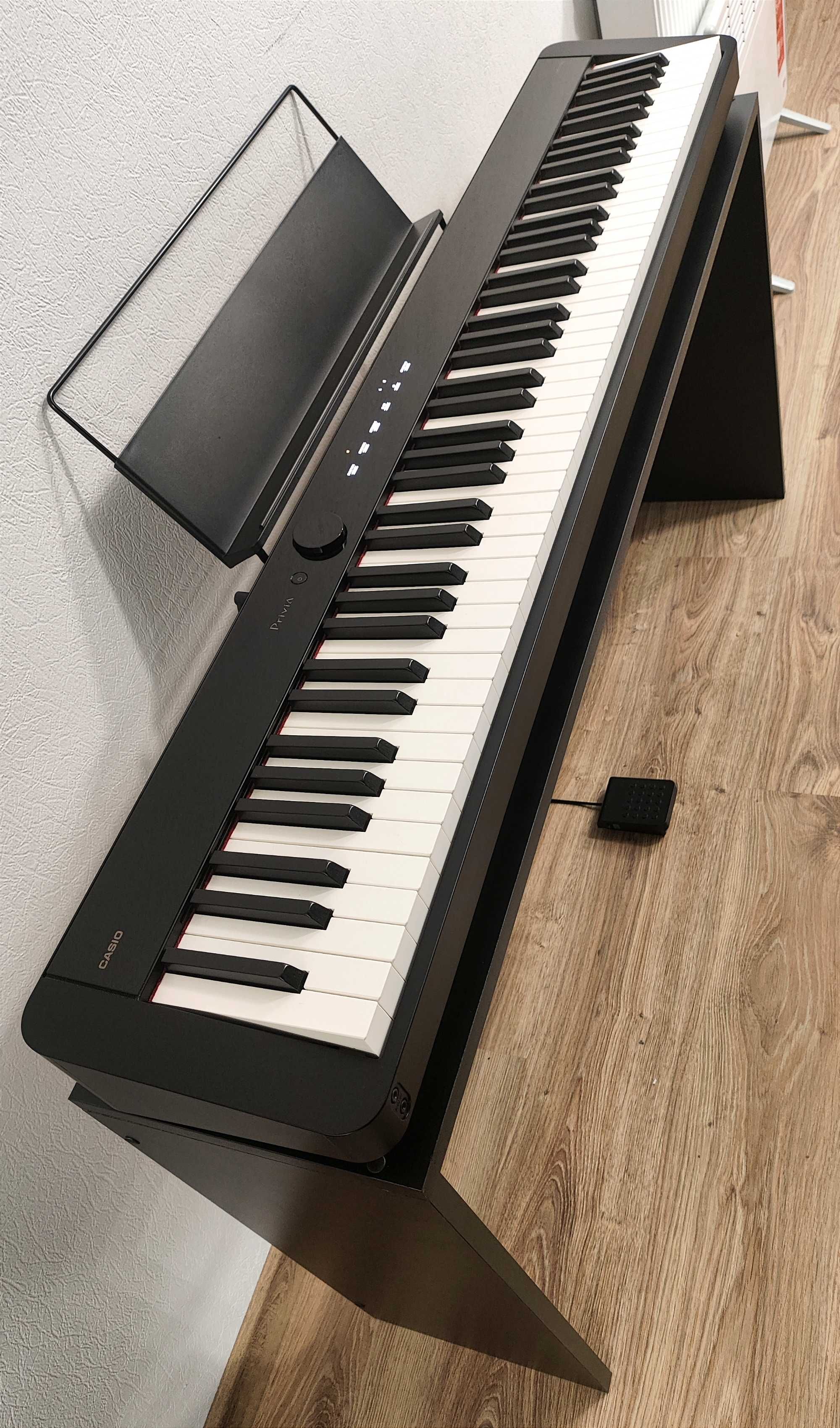 Casio Px-s1100 зі стендом. Цифррве піаніно фортепіано vs Yamaha p125