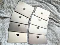 Лот планшетов IPad: 8 штук