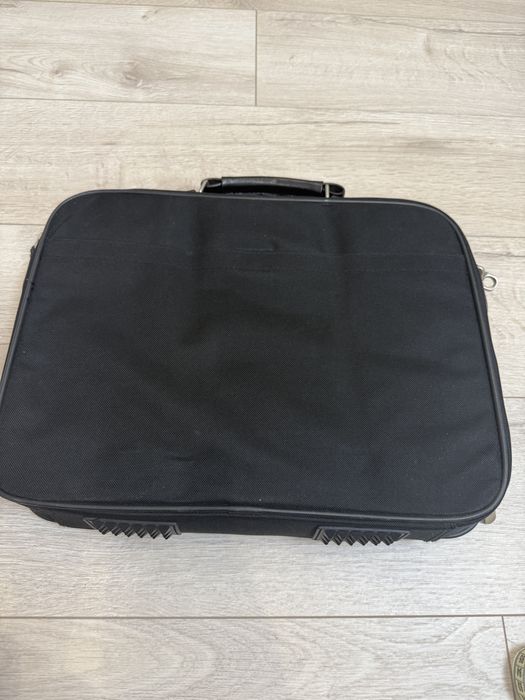 Сумка для ноутбуку