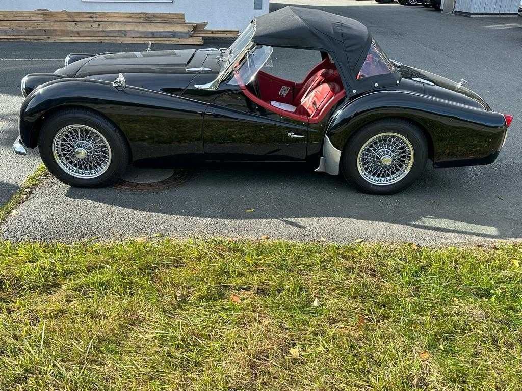 Triumph TR3 Clássico 1960 – Matching Numbers – Impecável