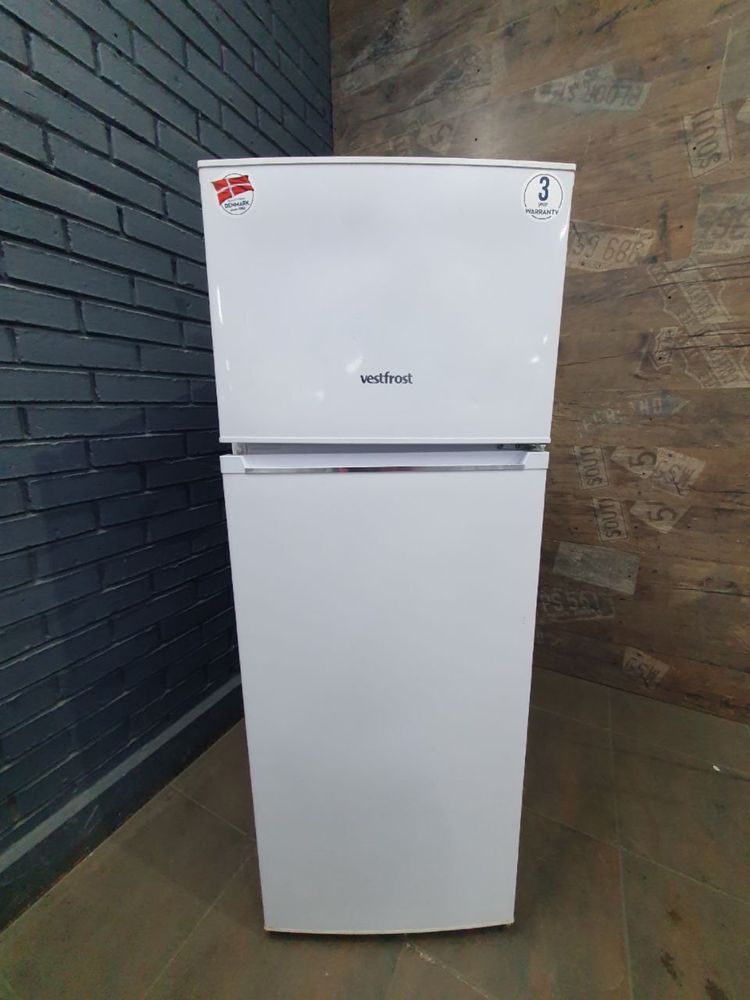Холодильник  Electrolux 175см, доставка, гарантія