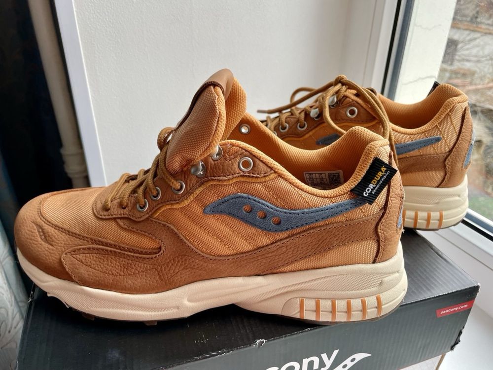 Saucony 3D Grid Hurricane Endless Knot