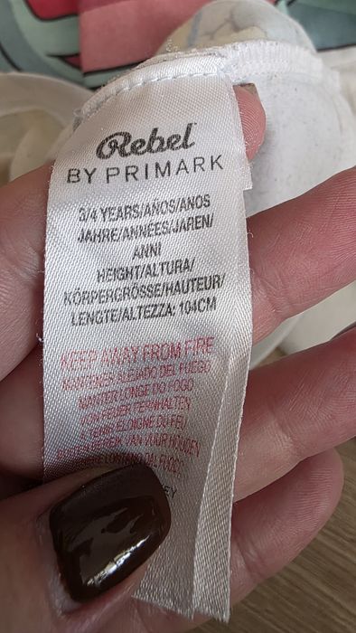 Bluzka bluzeczka koszulka Primark r.104 Pokemon