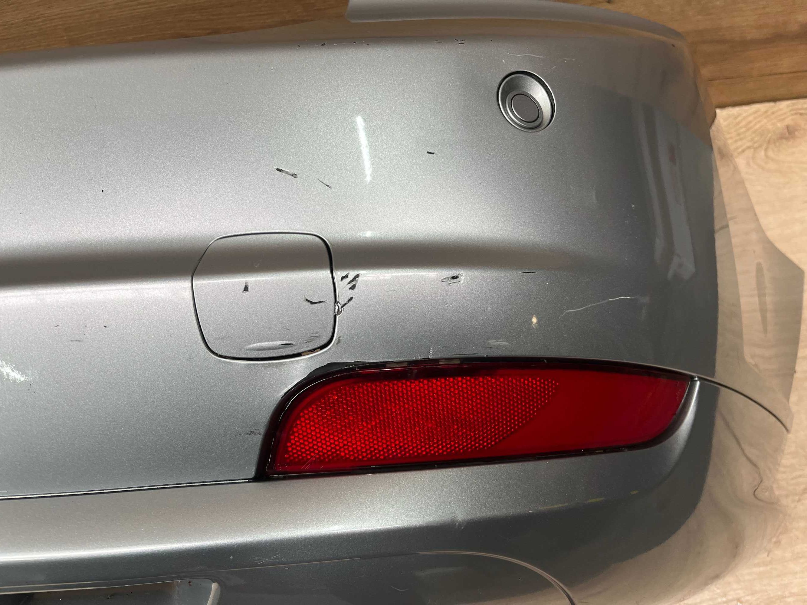Zderzak tylny Volvo V50 Lift R-Design 4x pdc kolor 477-46