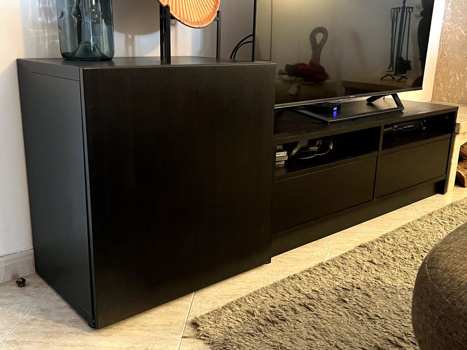 Aparador de TV  2 módulos