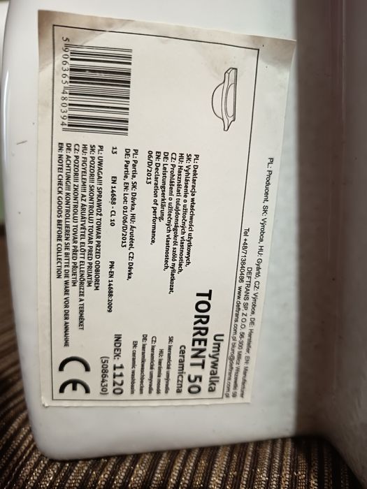 Umywalka używana 50 cm.