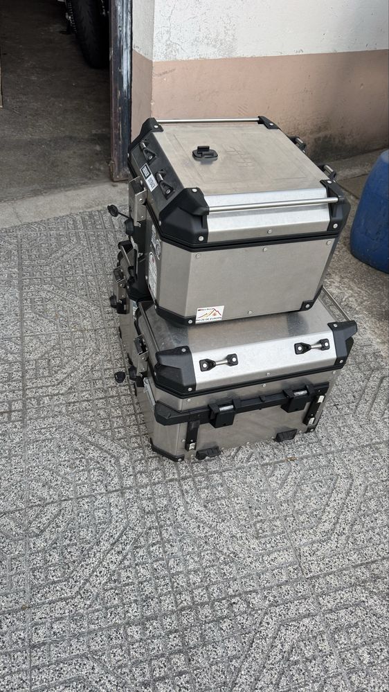 Malas givi trekker