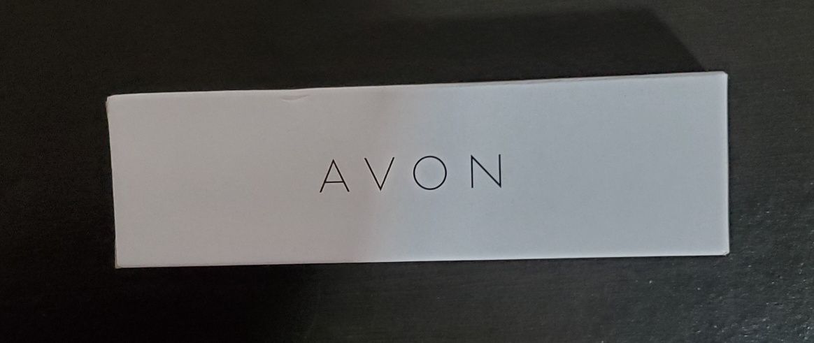 Relógio novo de senhora em caixa  marca Avon