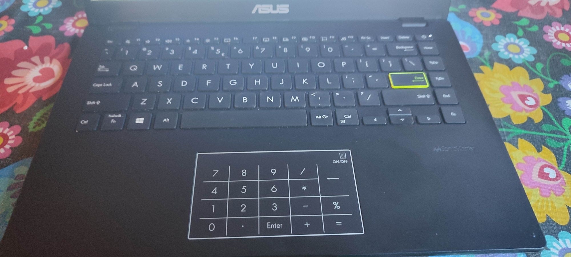 Laptop używany Asus E410MA