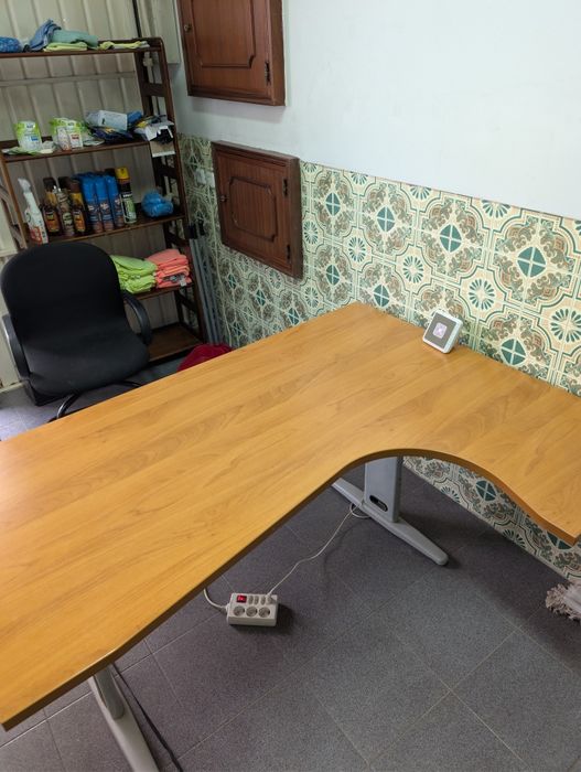 Secretaria em formato L