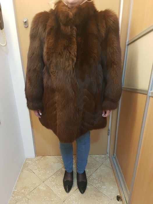 Futro z lisów brązowe