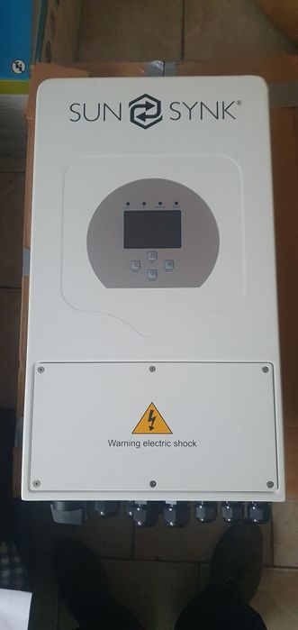 Falownik hybrydowy SunSynk 5kw