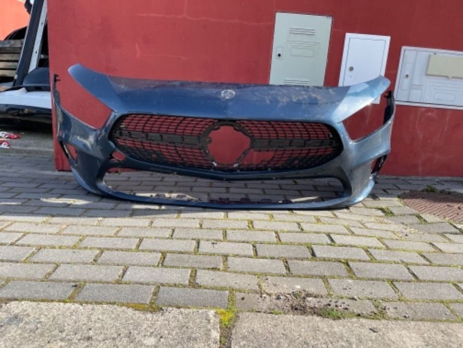 Parachoque Mercedes a 2020