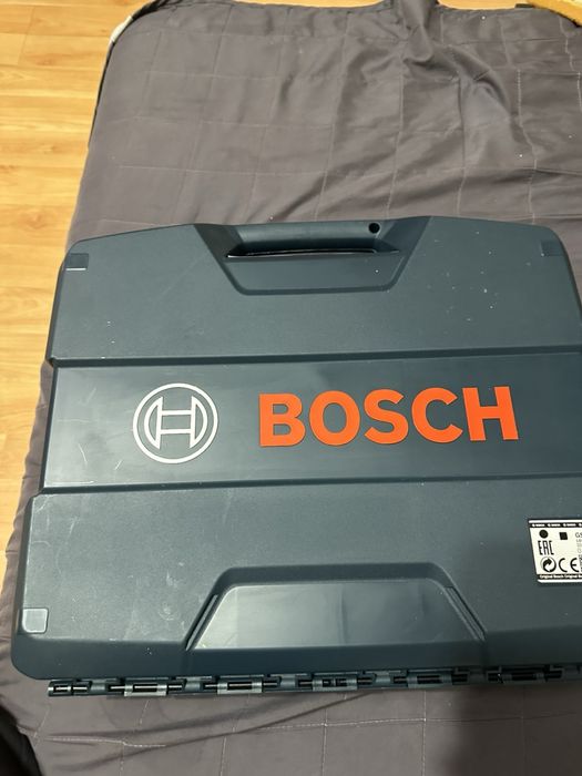 Шуруповерт ударный аккумуляторный Bosch Professional GSB 18V-50 2XGBA