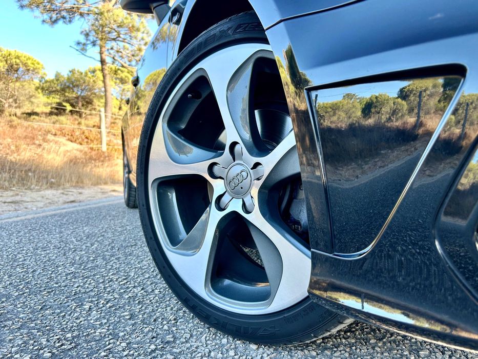 Audi A3 Sportsback S line 2.0 TDi 150cv (150.000kms com histórico)