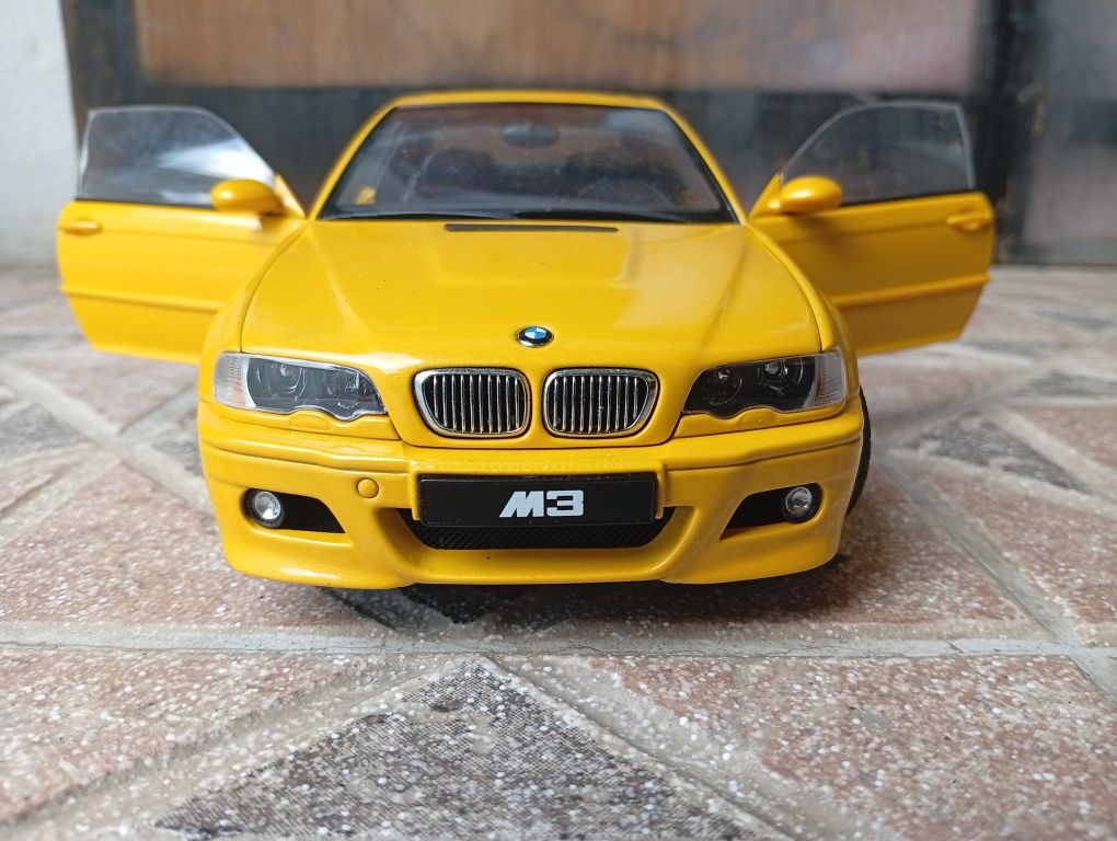 1/18 BMW E46 M3 auto art
