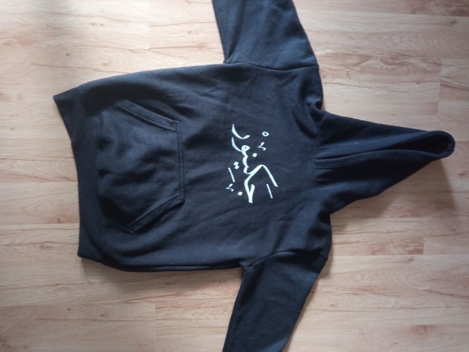 Bluza czarna 13 lat