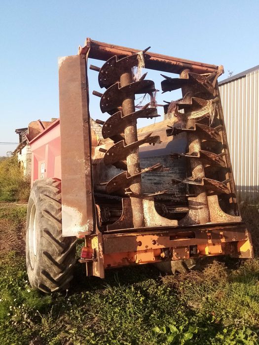 Sprzedam rozrzutnik obornika