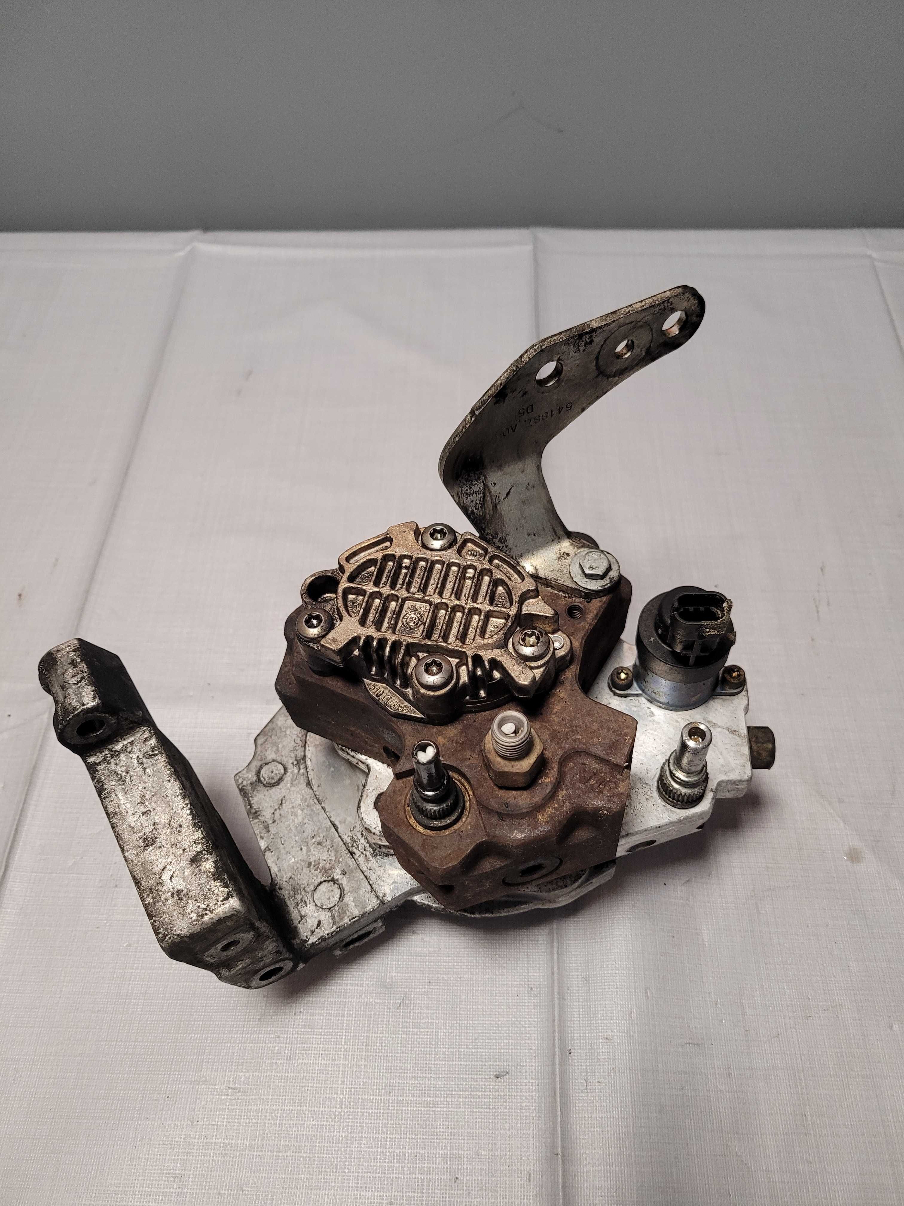 Pompa wtryskowa Ford Focus C-Max  1.6 TDCI 96518.44380