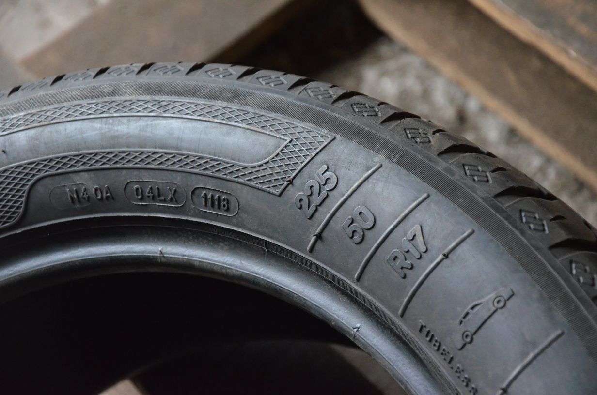 Резина шини колеса літо летние 225 50 r17 Gtyres