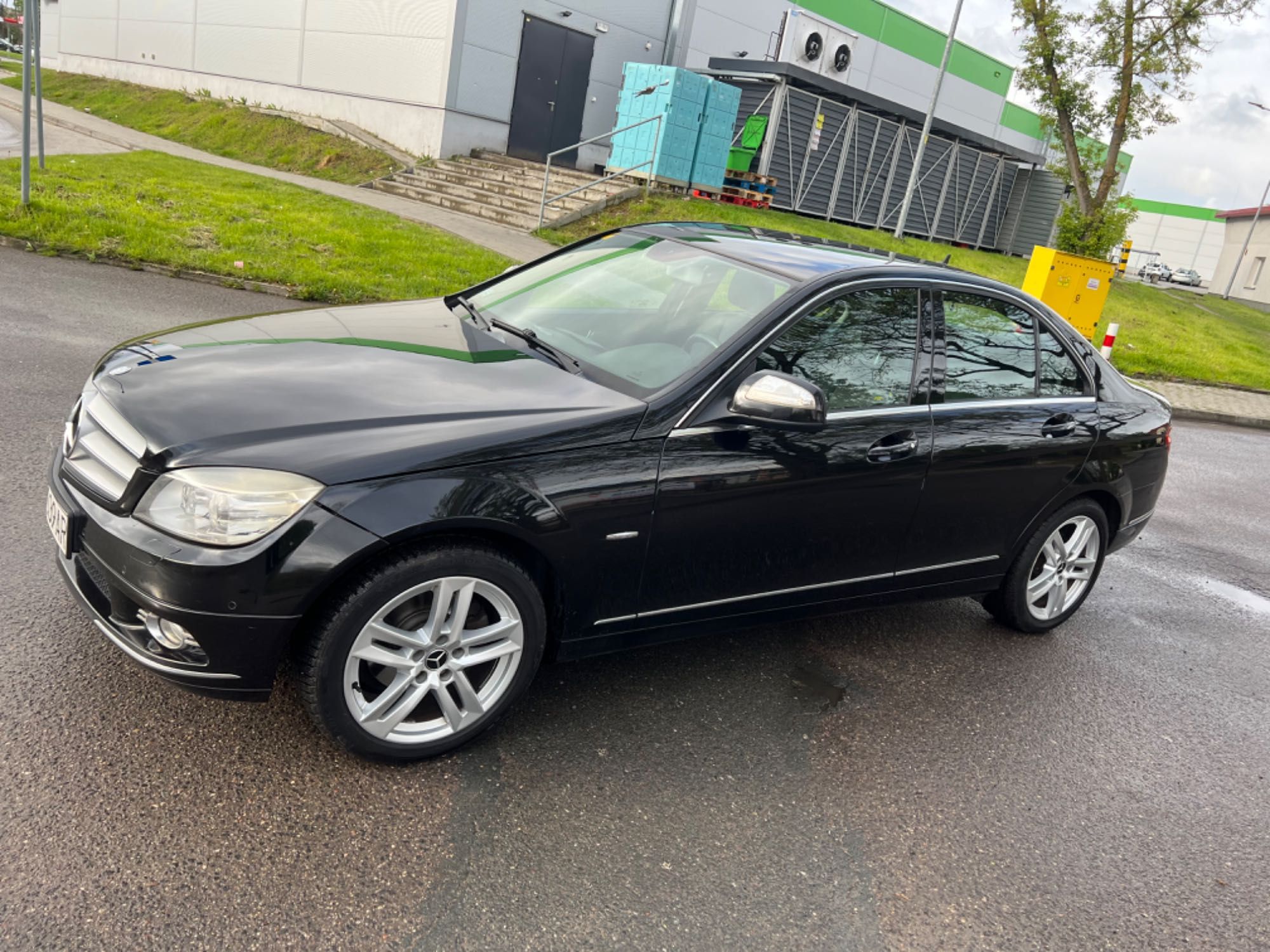 Mercedes w204 2.2cdi bardzo bogate wyposażenie 100% bezwypadkowy !!!