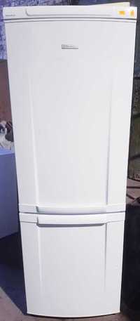 Холодильник Electrolux ERB34233W (175 см) з Європи