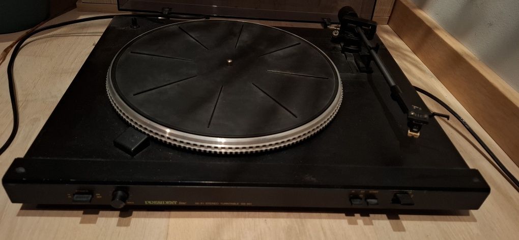 Kultowy gramofon Unitra Fonica GS461