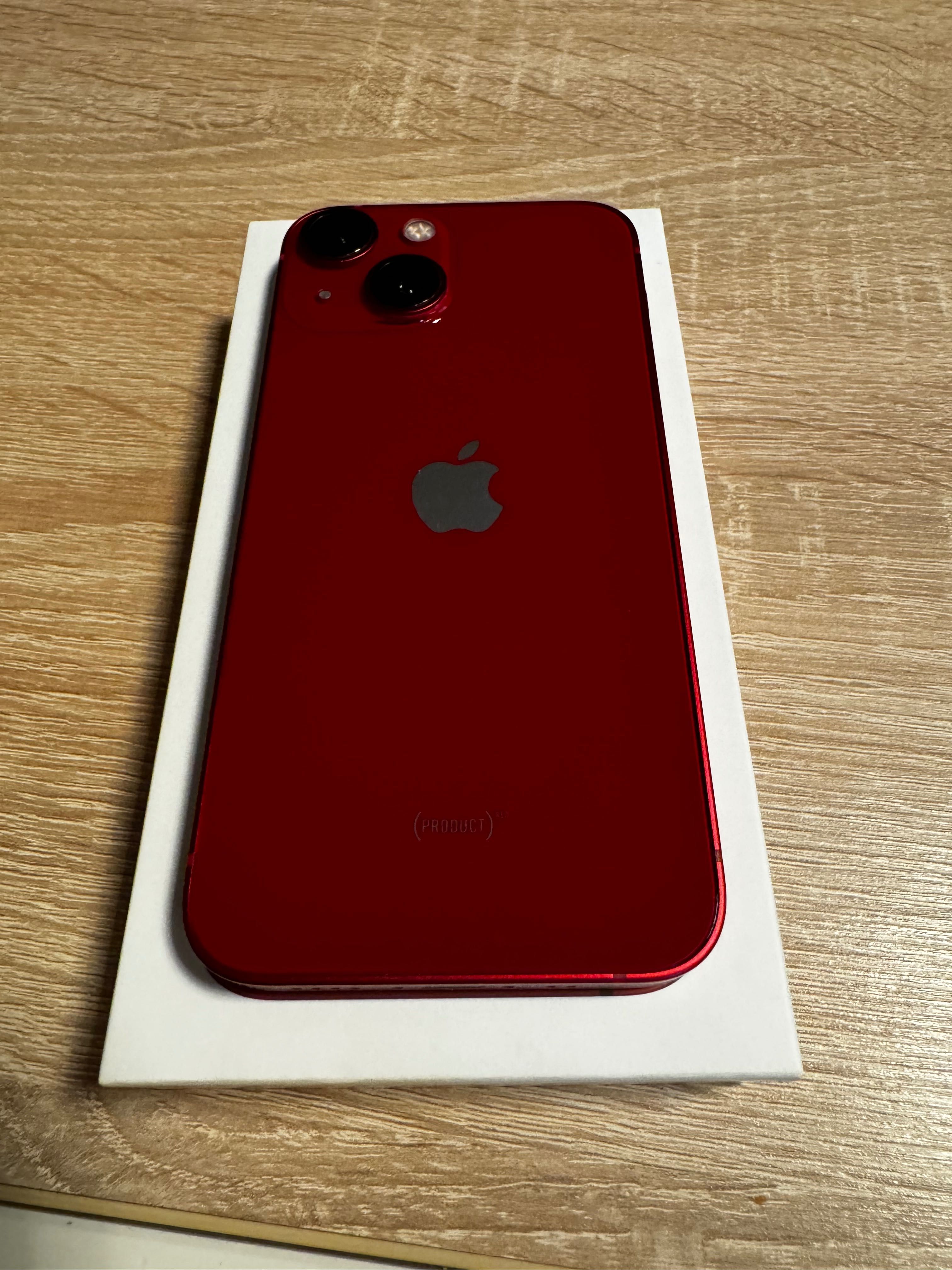 iPhone 13 mini czerwony