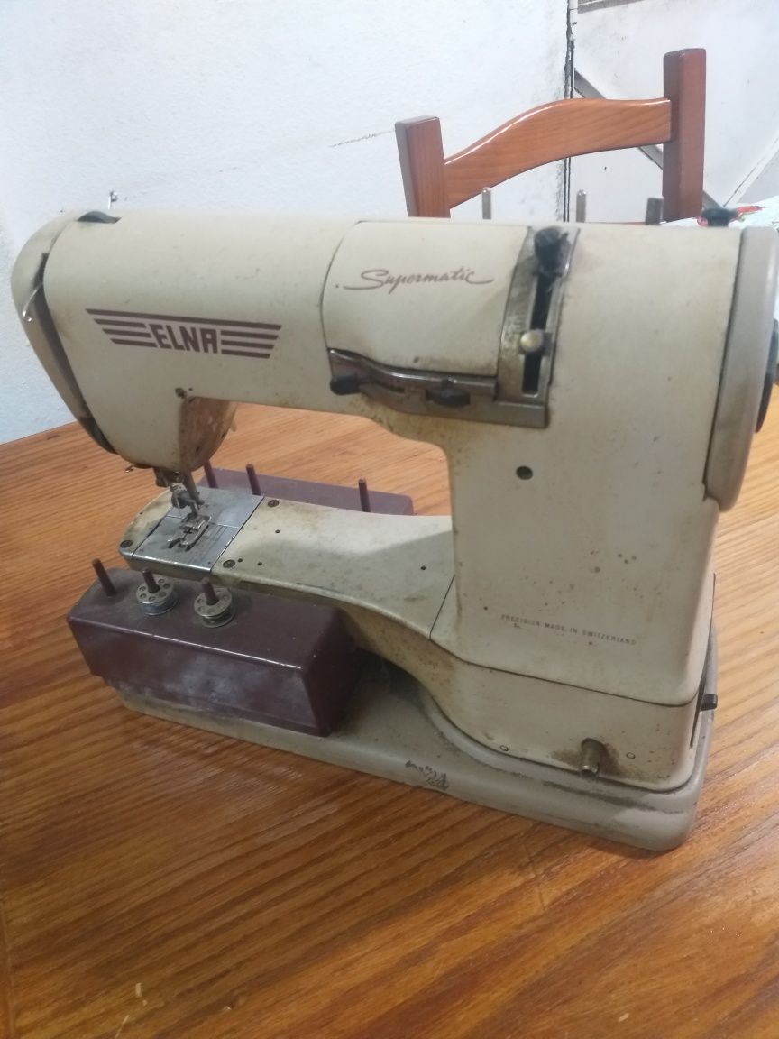 Máquina de custura