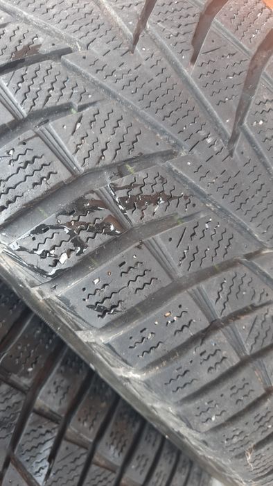 Шини  Hankook 225 65 17