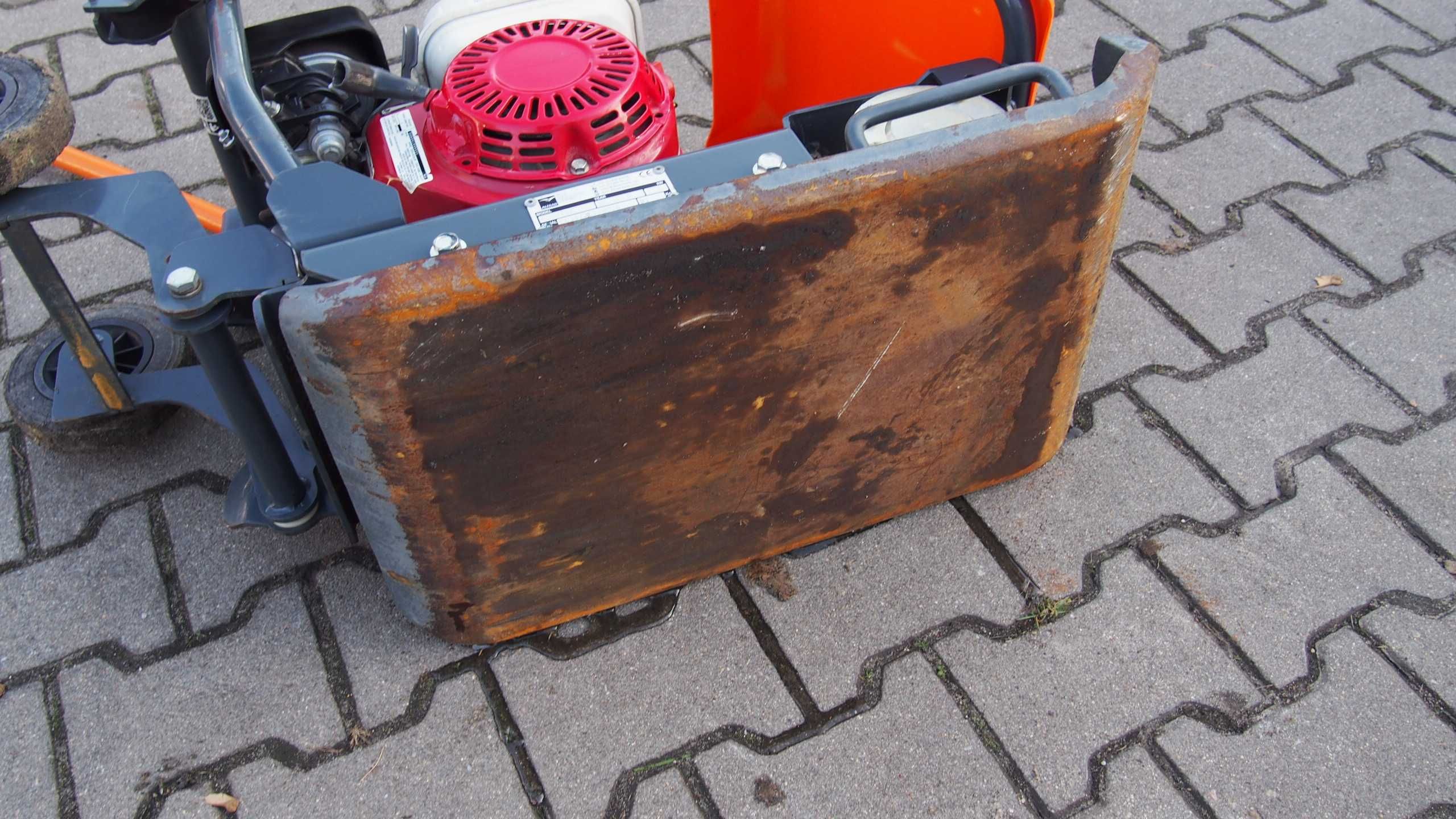 Belle  FC 3612 E 81 kg HONDA GX 120  Zageszczarka Ubijarka ubijak
