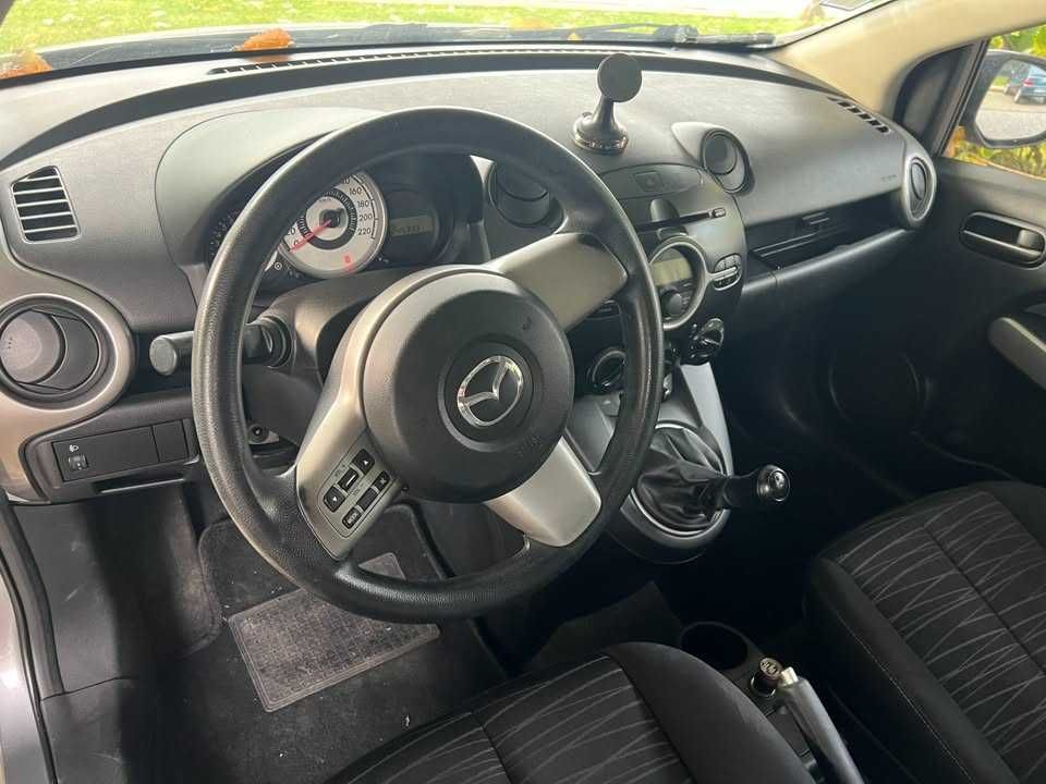 2009 Mazda 2 - O seu novo carro favorito