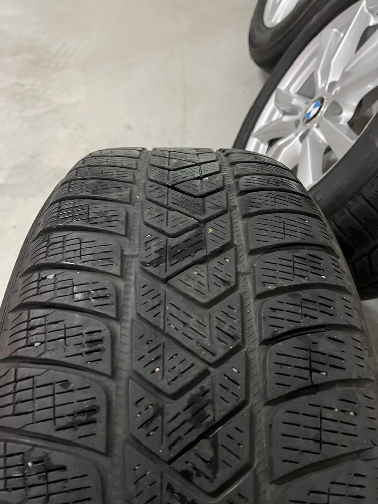 Komplet kół do BMW F15 18” z oponami zimowymi Pirelli Scorpion 255/55