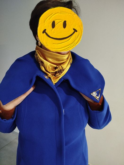 Пальто осіннє жіноче,темно синього кольору