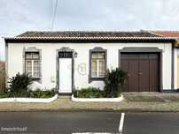 Casa T2 Típica e Acolhedora em São Sebastião, ideal para quem procura