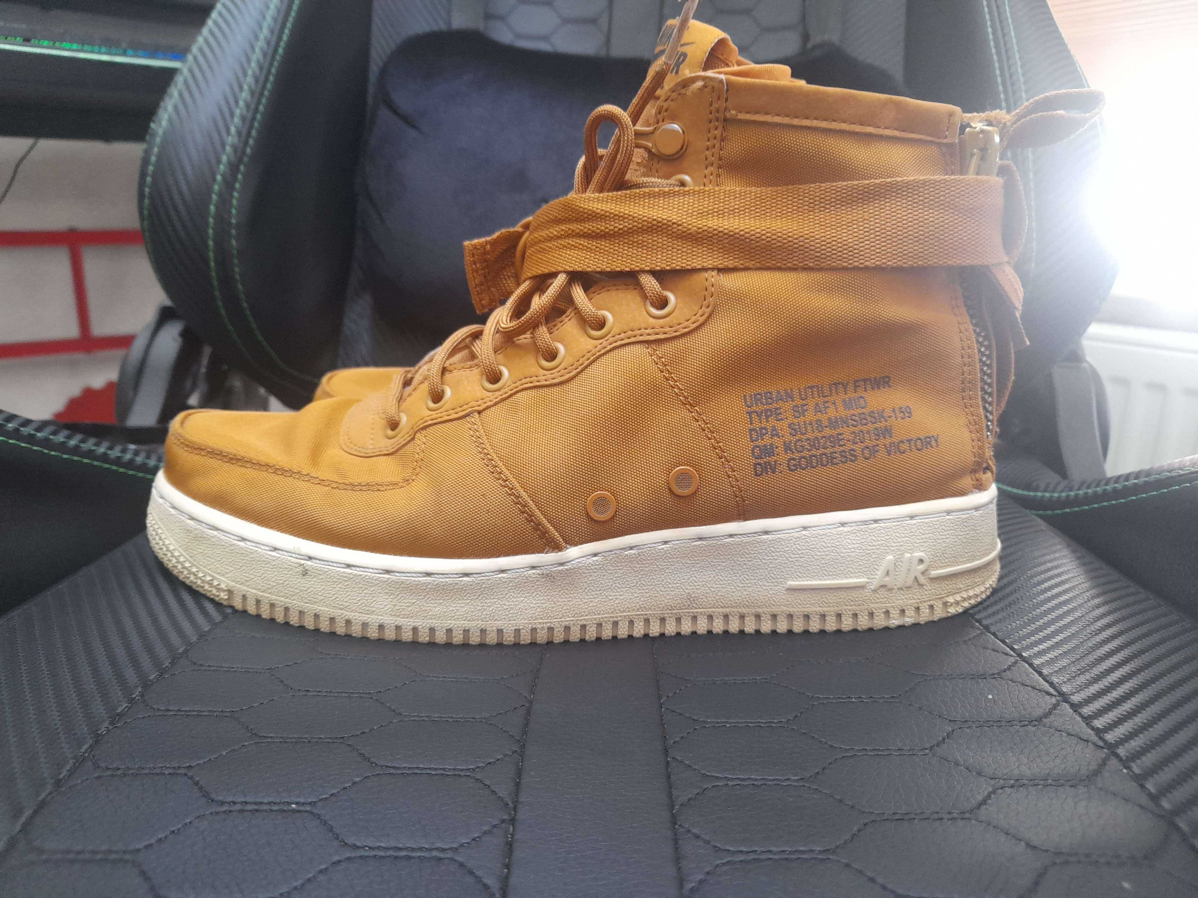 Nike Sf Air Force Mid Brown
