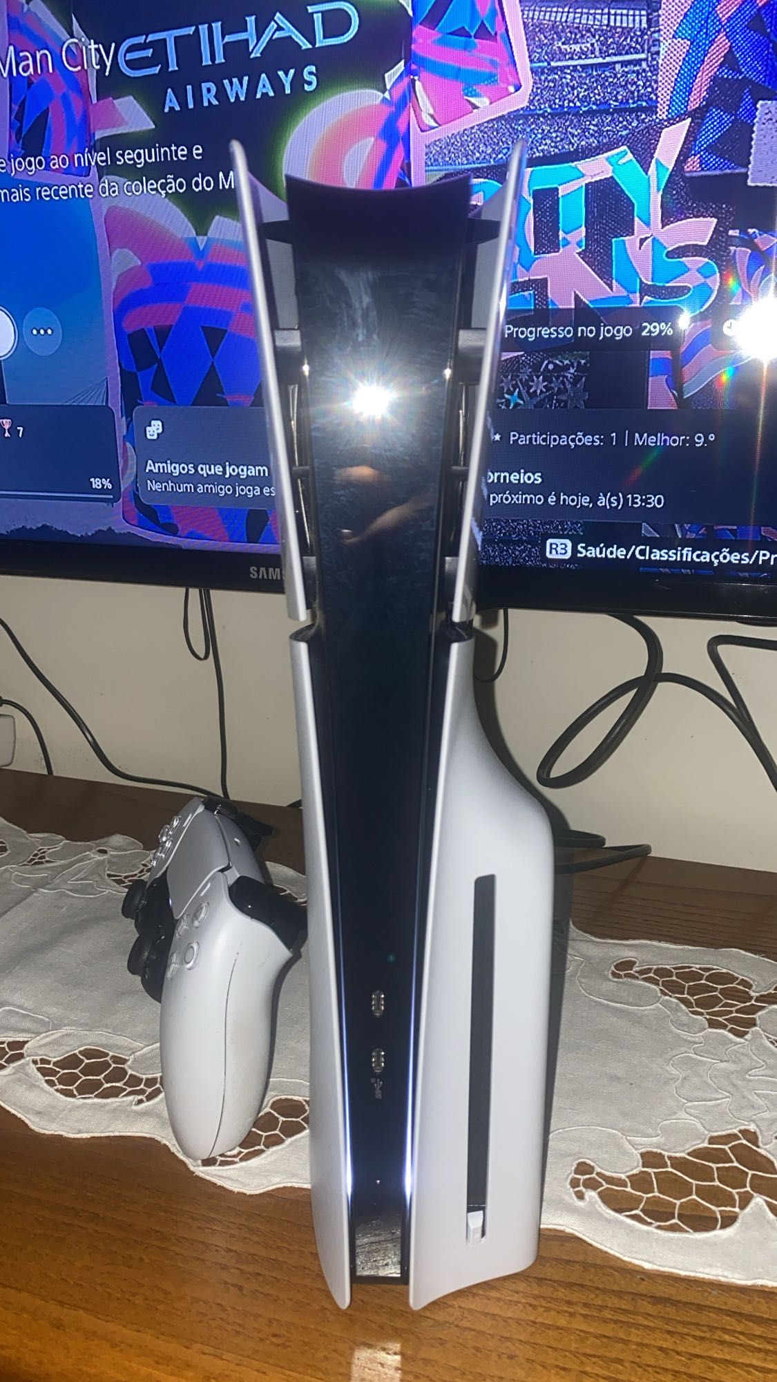 Ps5 Slim / 1TB + EA FC 24 + NBA2k24