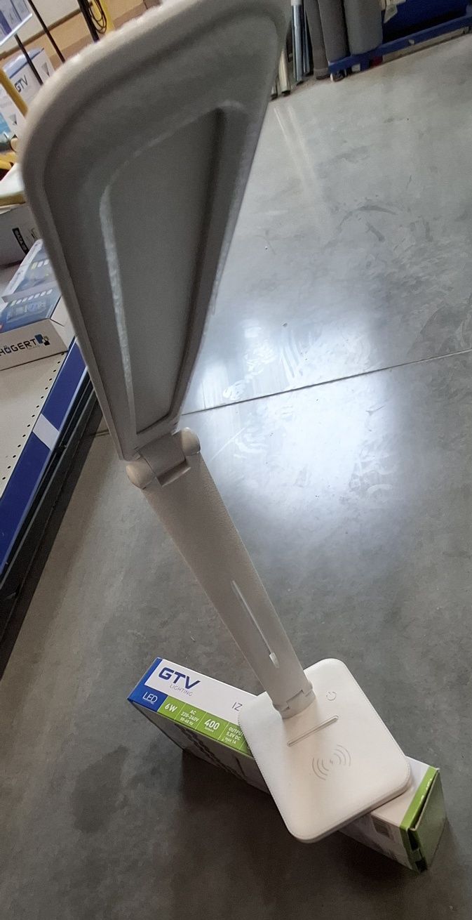 Lampka Biurkowa IZUKA LED z ładowarka indukcyjną!