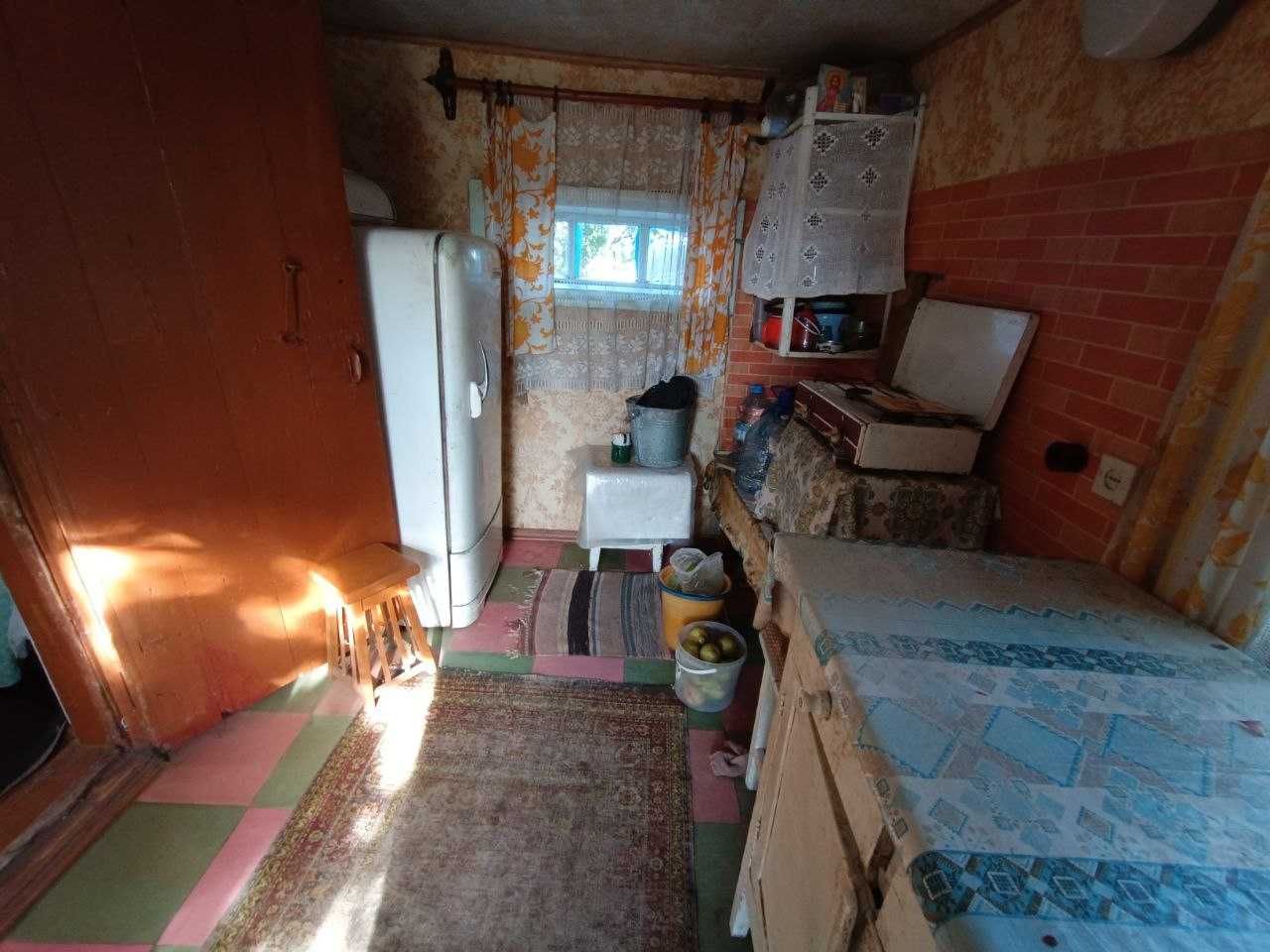 Недорого продам небольшой дом,колодец,печное отопл,кадастровый номер