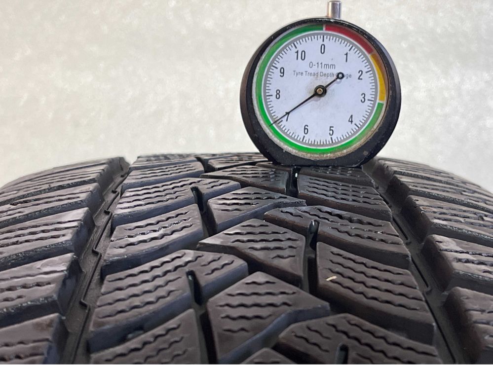 Автошини колеса резина 205/60 R16 Dunlop Winter Sport5 2020 рік