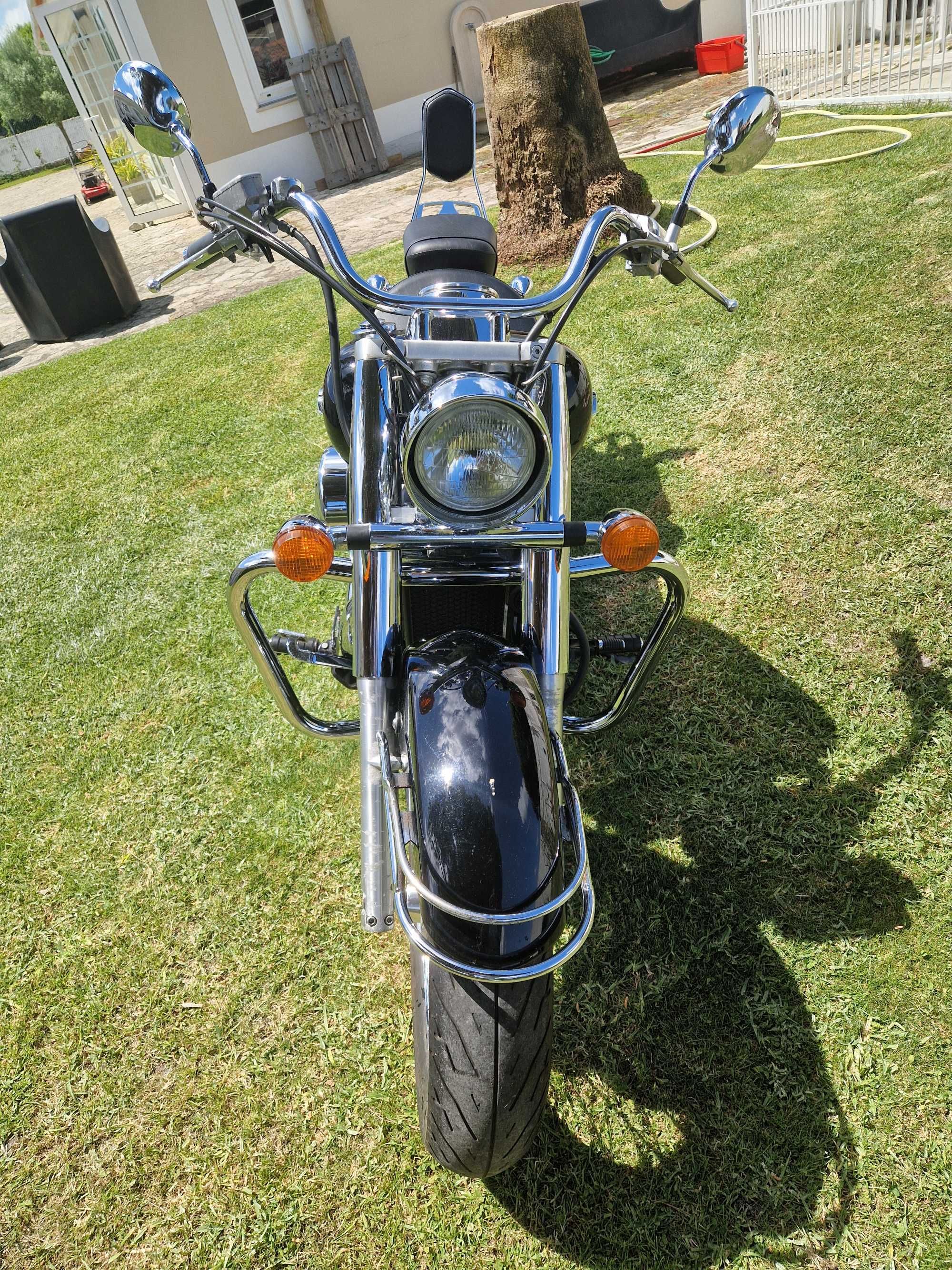 HONDA SHADOW VT750C (impecável)
