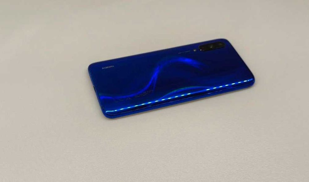 Мощный Xiaomi Mi 9 Lite 6/64GB 8ядер, 2sim NFC 6.39"Amoled