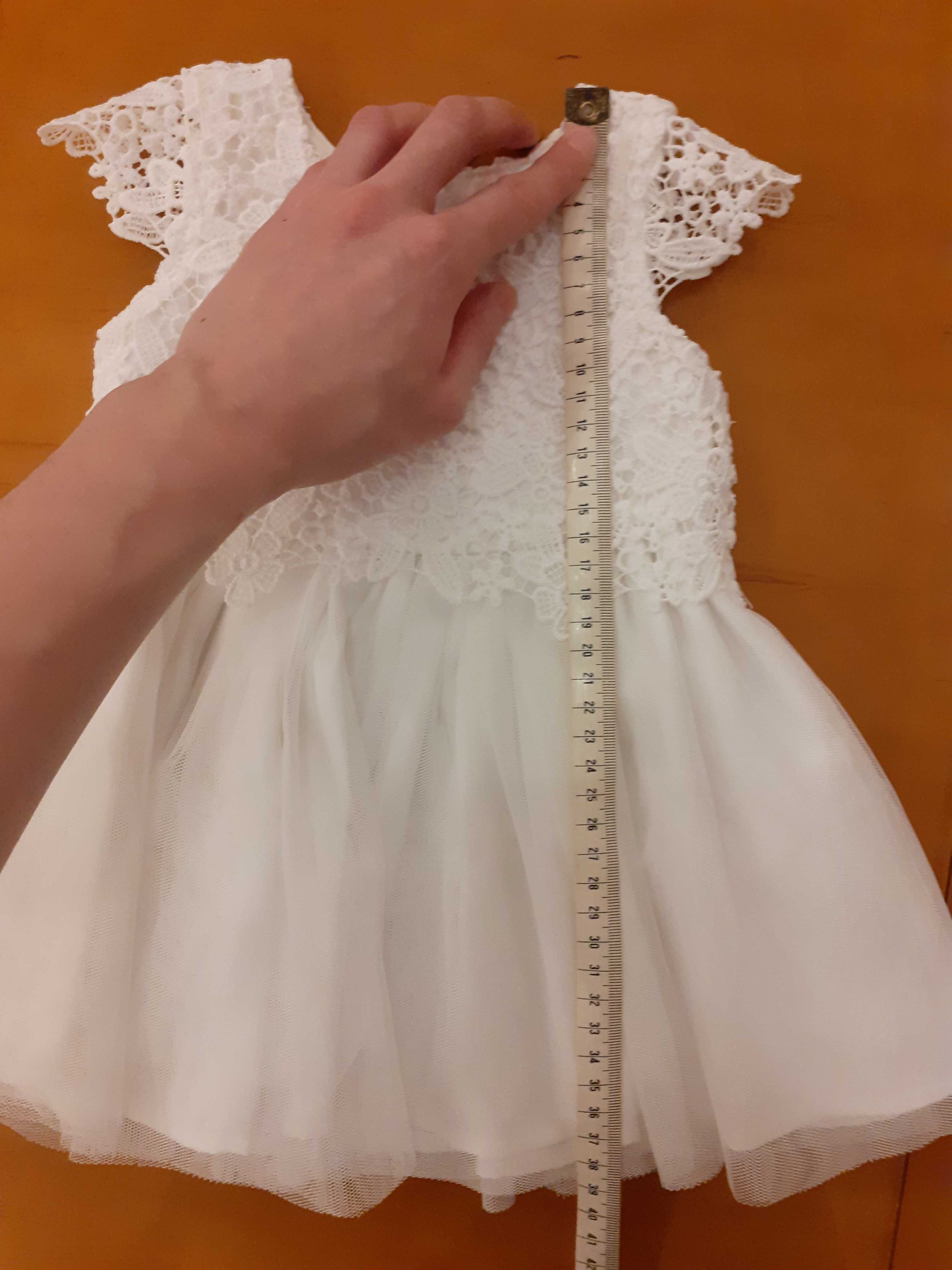 Sukienka biała Primark 68 koronka chrzest