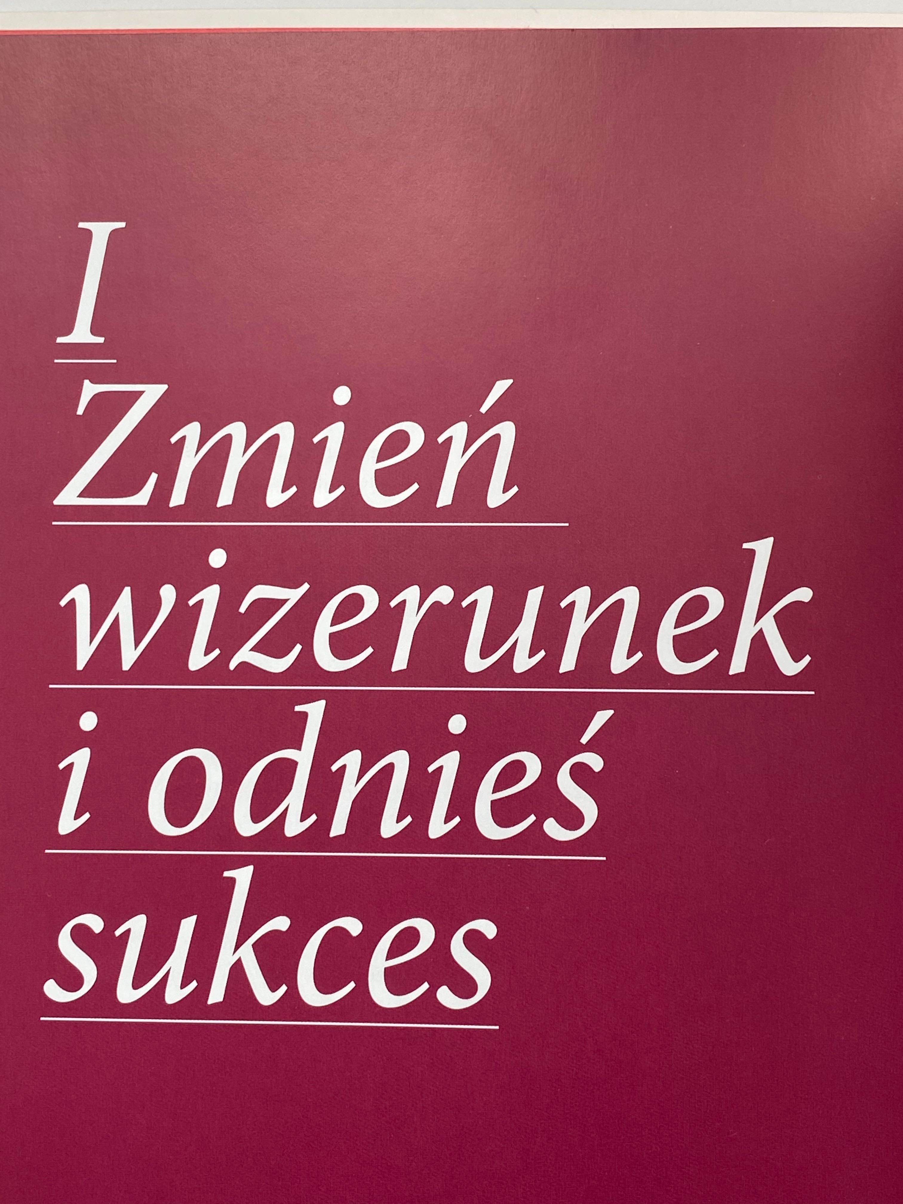 W sukience do sukcesu - książka rozwojowa poradnik zmiana awans praca