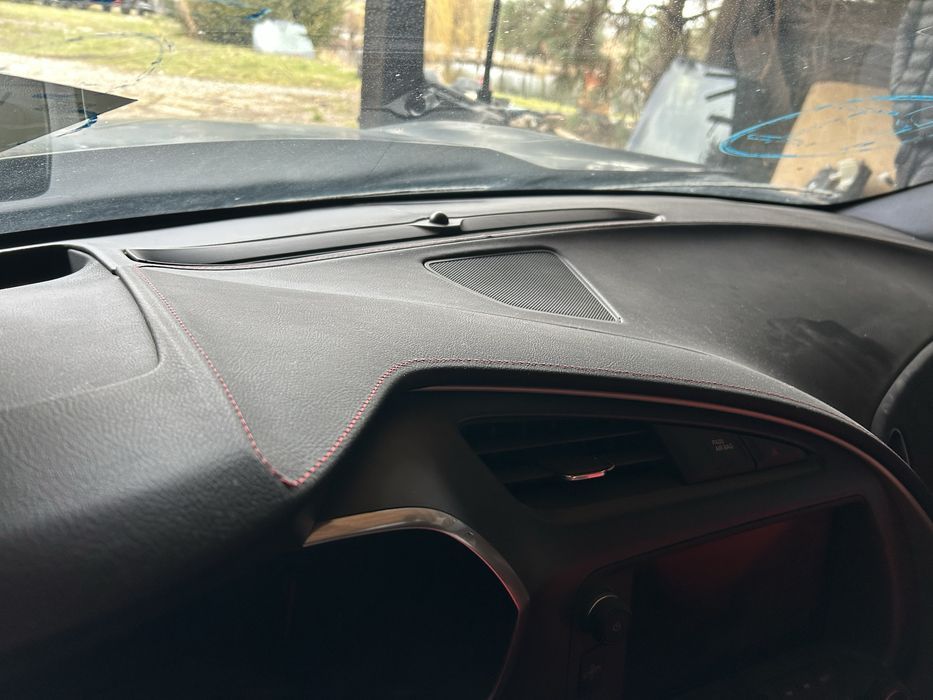 Chevrolet corvette c7 stingray deska rozdzielcza kokpit airbag konsola