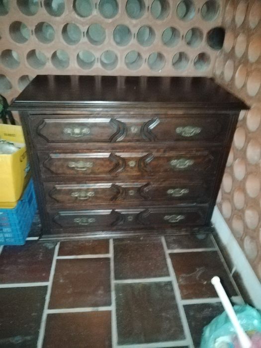 Cómoda Mobília de Quarto Antiga.