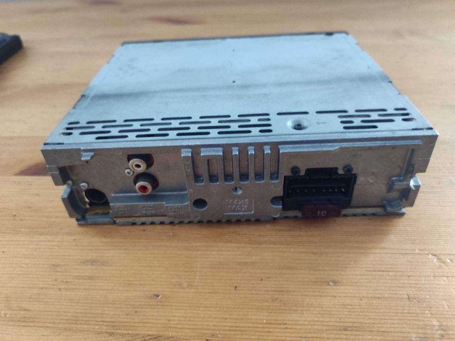 Radioodtwarzacz radio SONY CDX-GT200 4 x 50W CD/MP3/WMA/FM/AUX/RDS