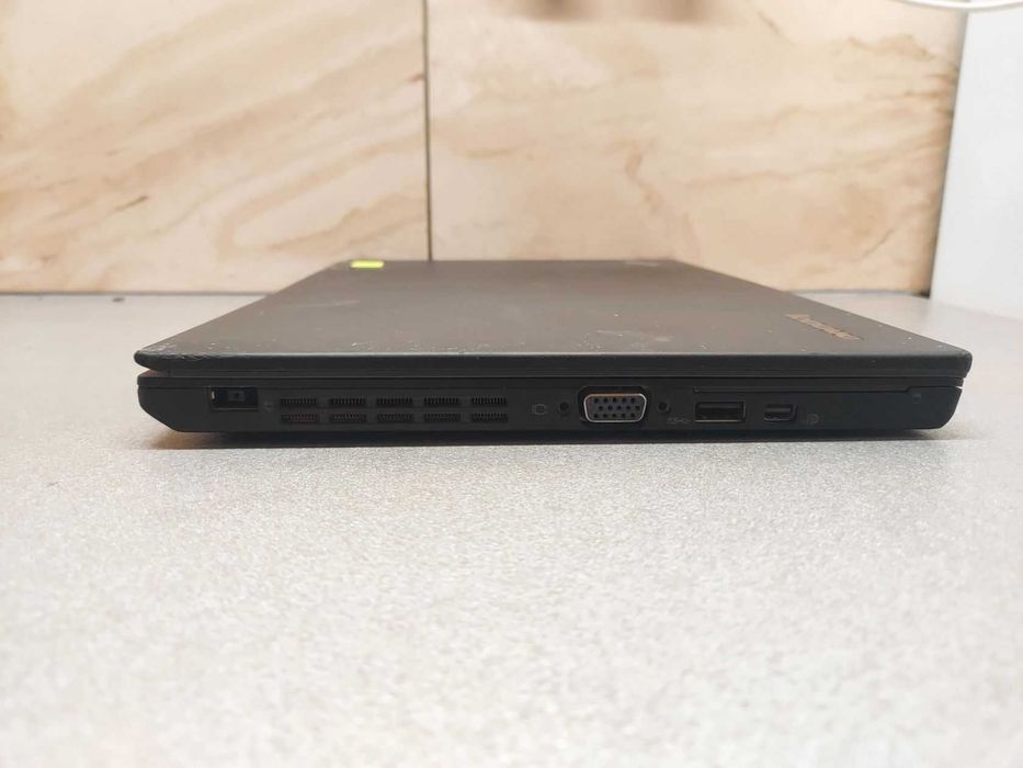 надійний бізнес ноутбук Lenovo ThinkPad X240: i5/ 0 GB/0 SSD