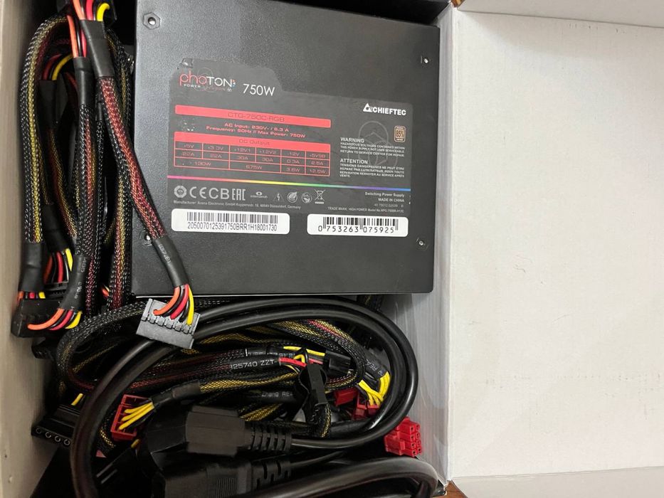 Chieftec Proton 750w RGB ігровий блок живлення