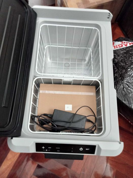 Frigorífico Portátil Com Rodas. Oportunidades